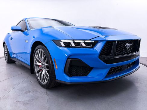 Used 2024 Ford Mustang GT Premium RWD image 8