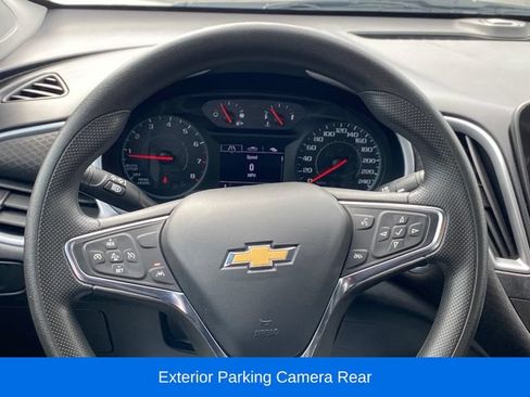 Used 2023 Chevrolet Malibu LT FWD image 9