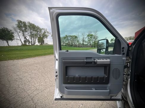 Used 2013 Ford F250 XLT AWD/4WD image 21