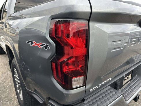 Certified 2024 Chevrolet Colorado LT image 10