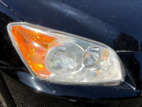 Used 2009 Toyota RAV4 Limited FWD image 30