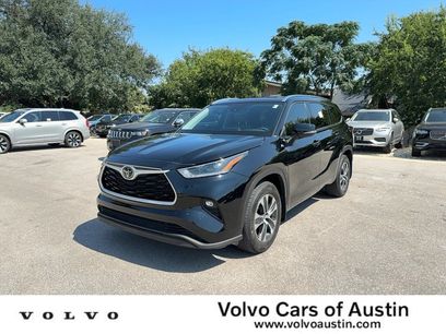 Used 2021 Toyota Highlander XLE