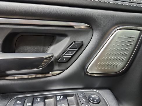Used 2019 RAM 1500 Limited AWD/4WD image 18