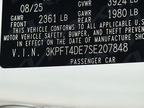 New 2025 Kia K4 LXS image 31