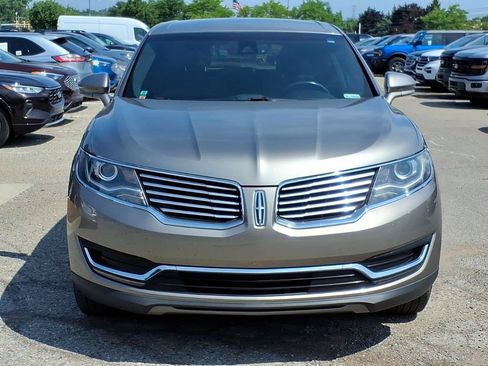 Used 2016 Lincoln MKX Select w/ Climate Package AWD/4WD image 8