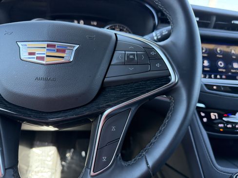 Certified 2025 Cadillac XT5 Premium Luxury image 29
