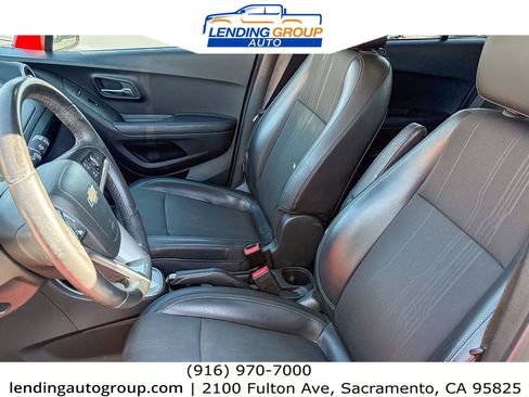 Used 2016 Chevrolet Trax LT w/ LT Convenience Package FWD image 16