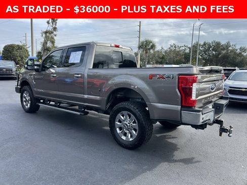 Used 2019 Ford F250 Lariat w/ Lariat Ultimate Package image 4
