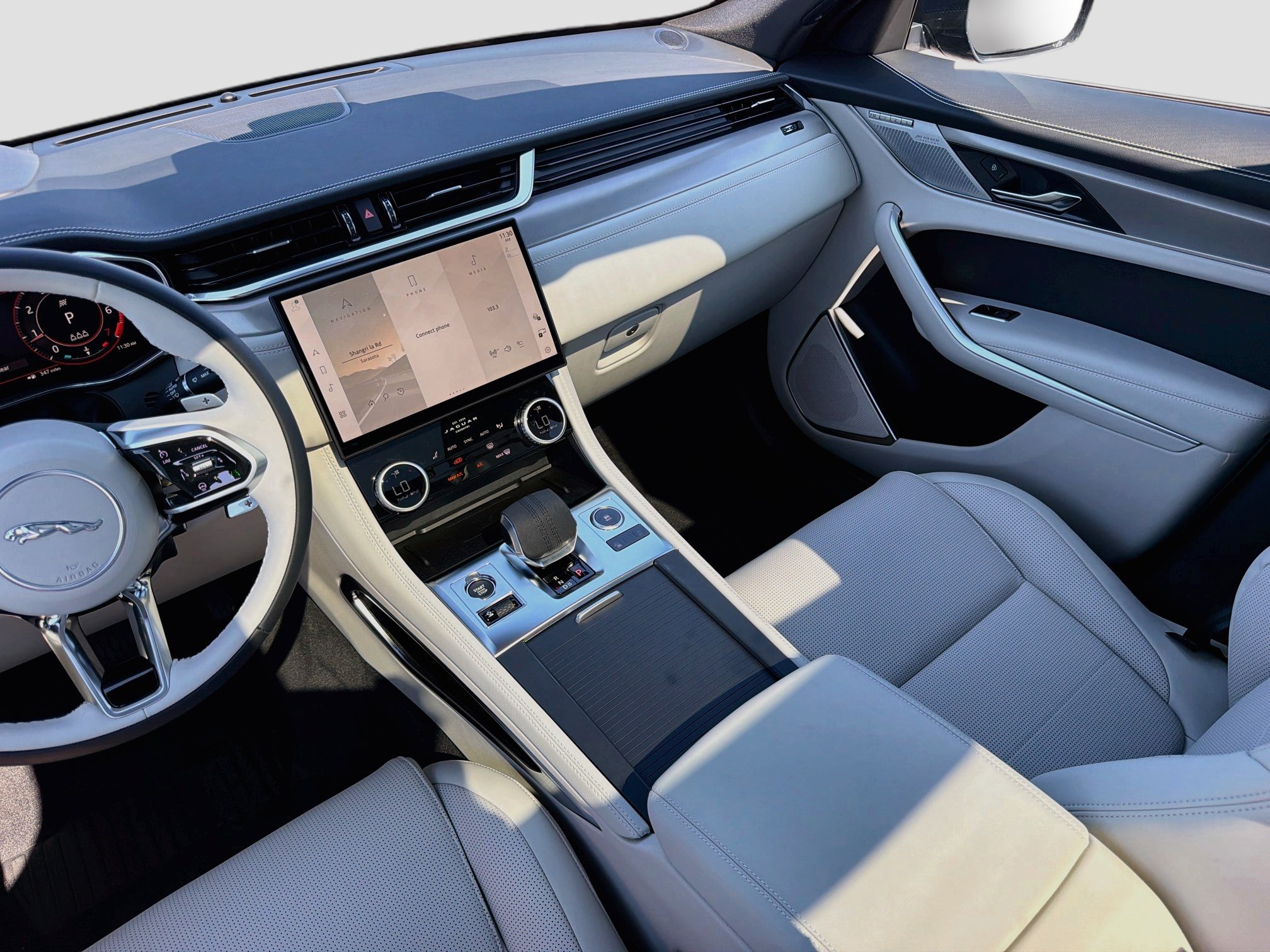 New 2026 Jaguar F-PACE R-Dynamic S AWD/4WD image 19