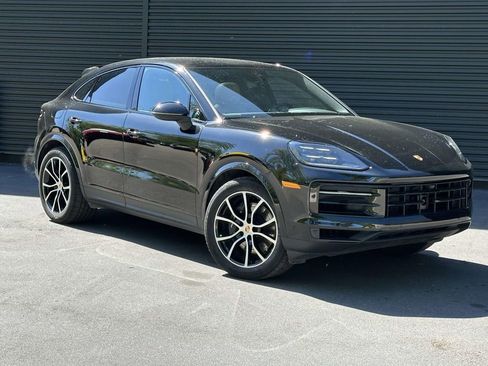 Used 2026 Porsche Cayenne Coupe AWD/4WD image 7
