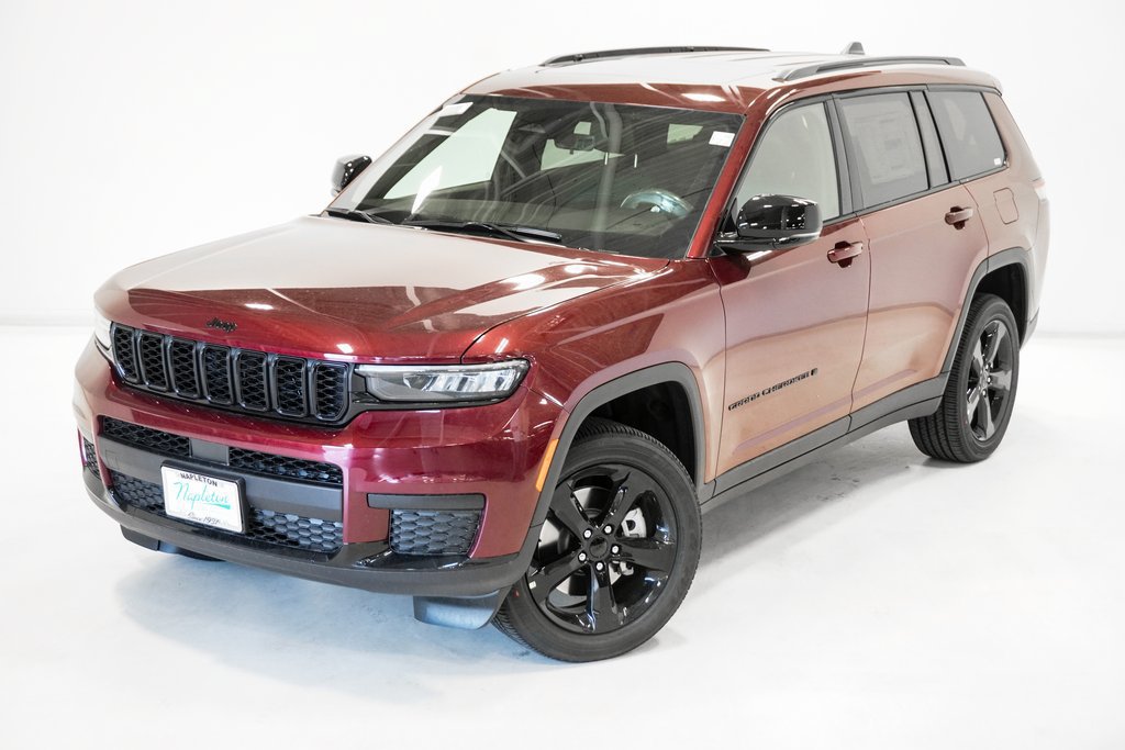 Used 2025 Jeep Grand Cherokee L Altitude AWD/4WD image 2