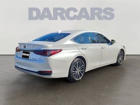 Used 2023 Lexus ES 250 w/ Premium Package image 6