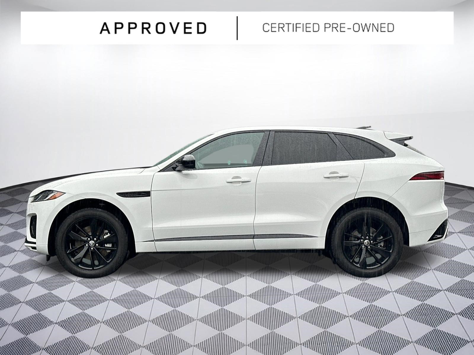 Used 2025 Jaguar F-PACE R-Dynamic S AWD/4WD image 2