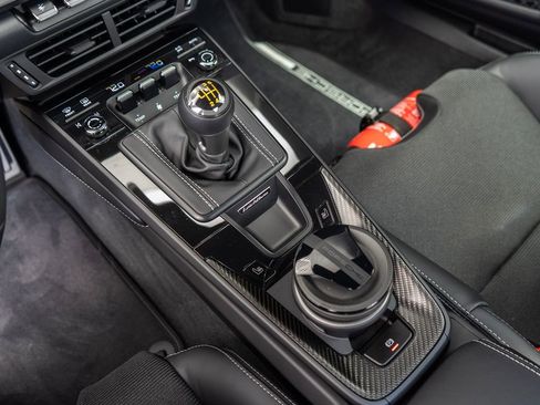 Used 2026 Porsche 911 GT3 RWD image 26