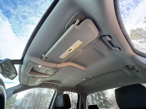 Used 2019 Chevrolet Silverado 1500 LT image 54