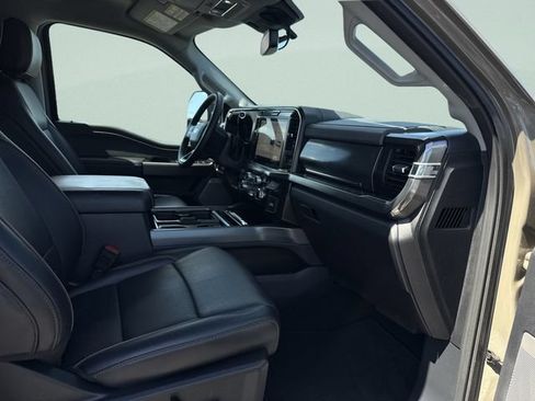 Certified 2026 Ford F250 Lariat AWD/4WD image 18