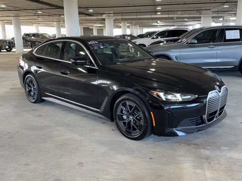 Certified 2025 BMW i4 eDrive40 image 1