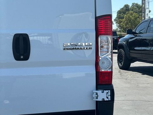 Used 2023 RAM ProMaster 2500 FWD image 15