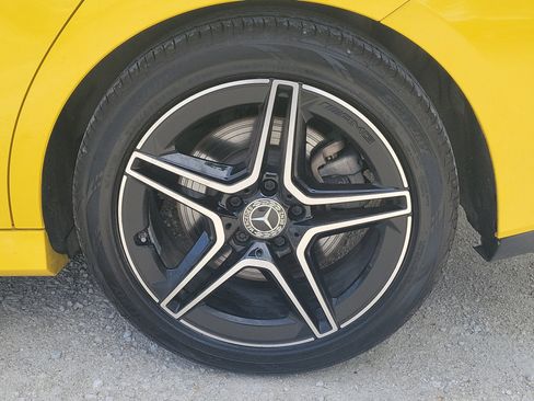 Used 2020 Mercedes-Benz CLA 250 image 9