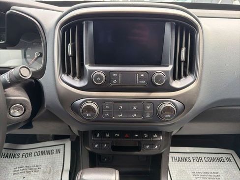 Used 2021 Chevrolet Colorado Z71 w/ Safety Package AWD/4WD image 22