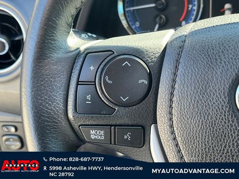 Used 2018 Toyota Corolla SE image 16