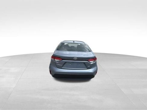 Used 2024 Toyota Corolla LE FWD image 8