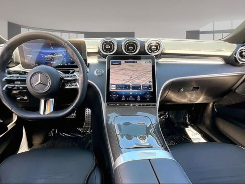 Used 2023 Mercedes-Benz C 300 Sedan image 7