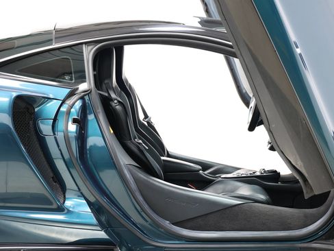 Used 2021 McLaren GT RWD image 83