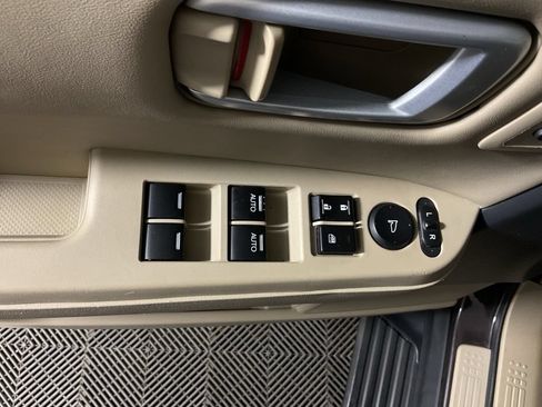Used 2013 Honda Pilot Touring image 21