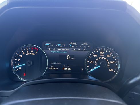 Used 2020 Ford F150 Lariat RWD image 17