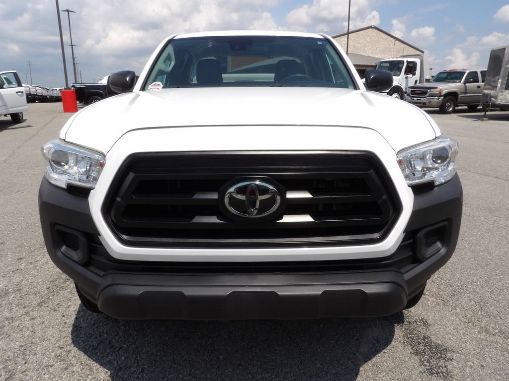 Used 2020 Toyota Tacoma SR RWD image 12