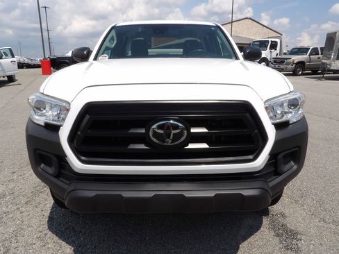Used 2020 Toyota Tacoma SR RWD image 12
