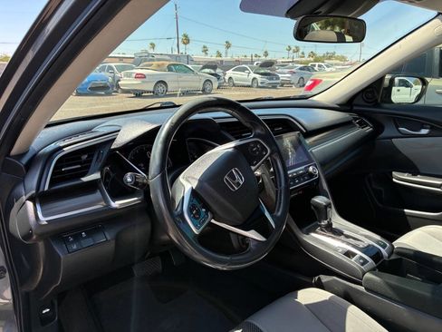 Used 2019 Honda Civic EX image 12
