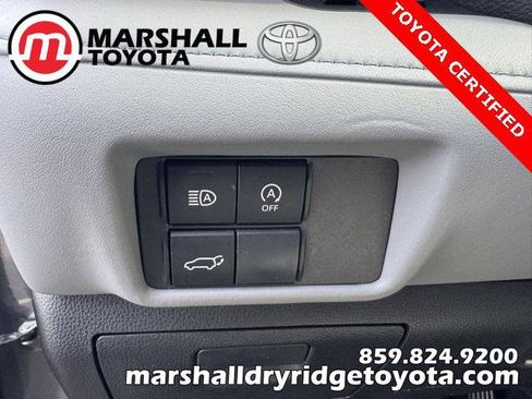 Certified 2024 Toyota Highlander LE image 20