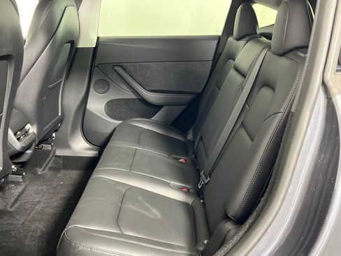 Used 2023 Tesla Model Y Long Range image 15