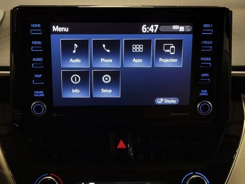 Used 2022 Toyota Corolla LE FWD image 25