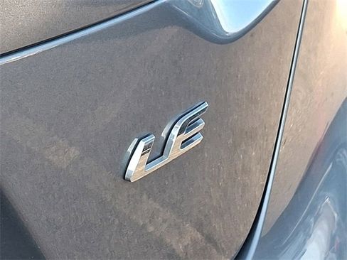 Used 2022 Toyota Corolla LE image 10