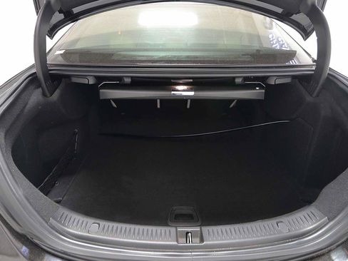 Used 2017 Mercedes-Benz E 300 image 13