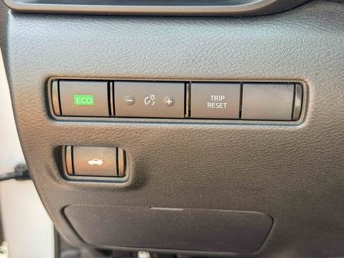 Used 2023 Nissan Sentra S FWD image 13
