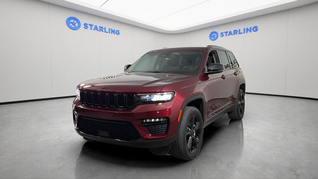 Used 2023 Jeep Grand Cherokee Limited w/ Black Appearance Package RWD image 16