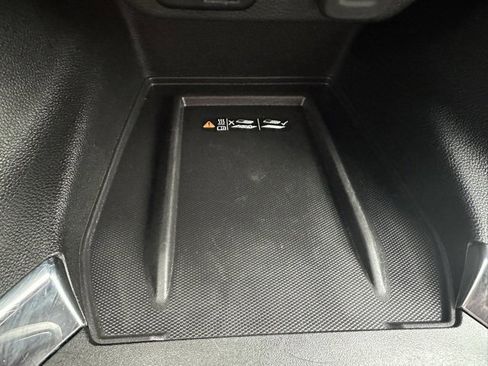 Certified 2023 Chevrolet Traverse RS w/ LPO, Floor Liner Package image 37