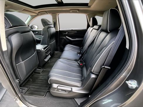 Used 2024 Acura MDX SH-AWD w/ Advance Package image 19