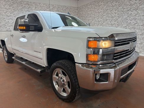 Used 2016 Chevrolet Silverado 2500 LTZ w/ Duramax Plus Package AWD/4WD image 7