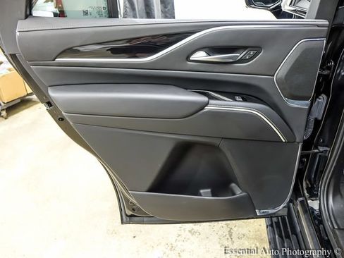 Certified 2024 Cadillac Escalade Sport w/ Touring Package AWD/4WD image 25