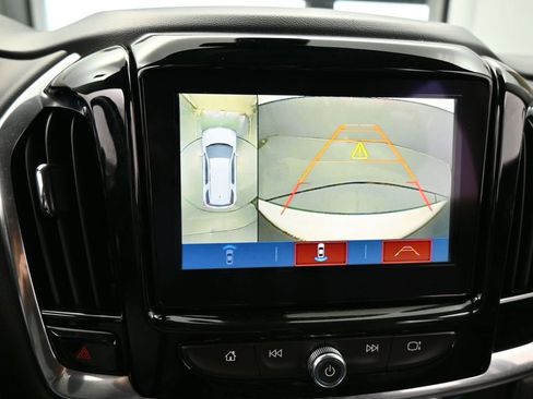 Used 2019 Chevrolet Traverse RS image 20