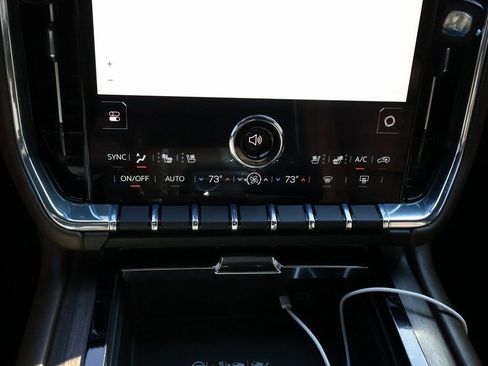 Certified 2026 GMC Yukon Denali Ultimate image 37