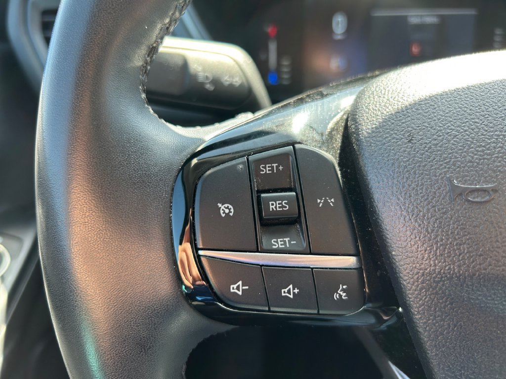 Used 2024 Ford Escape Active AWD/4WD image 21