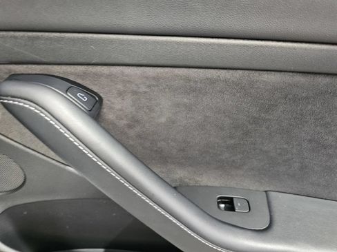Used 2021 Tesla Model 3 Standard Range Plus RWD image 8