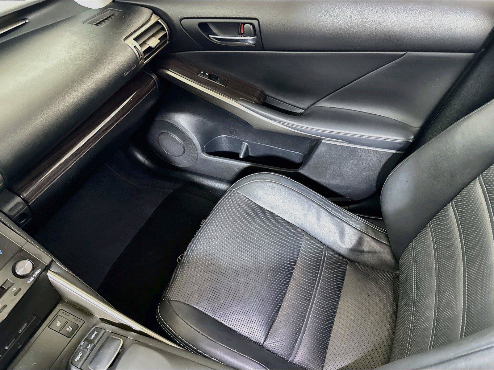Used 2014 Lexus IS 350 AWD w/ Luxury Package w/Gray Wood image 22