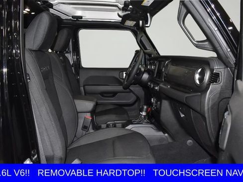 Used 2023 Jeep Wrangler Unlimited Sahara AWD/4WD image 11